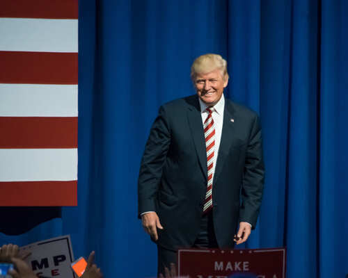 Aston,,Pa,-,September,22,,2016:,Donald,Trump,On,Stage