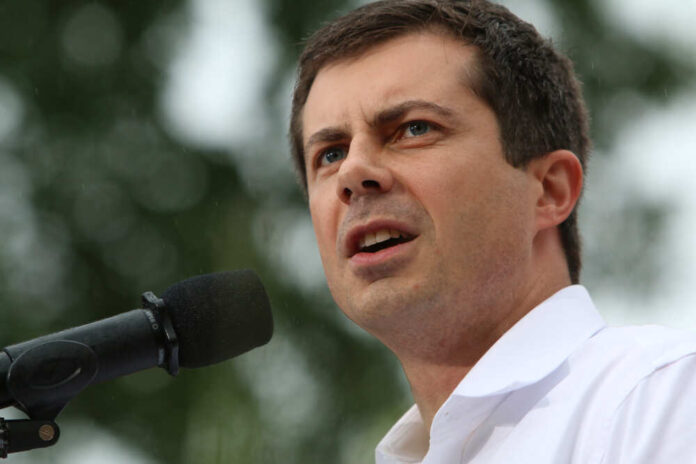 Des,Moines,,Iowa,-,September,21,,2019:,Pete,Buttigieg,,Democratic