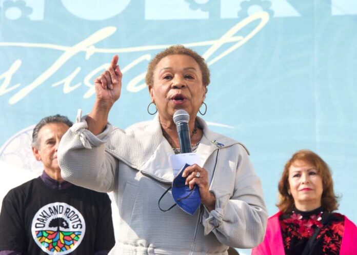 Fruitvale,,Ca,-,Oct,30,,2022:,Congresswoman,Barbara,Lee,At