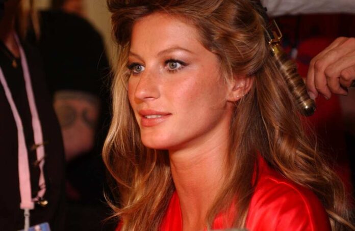 New,York,-,November,9:,Victoria's,Secret,Fashion,Model,Gisele
