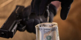 Escalating Trend: High-End Goods and Sneakers Under Armed Theft Threat