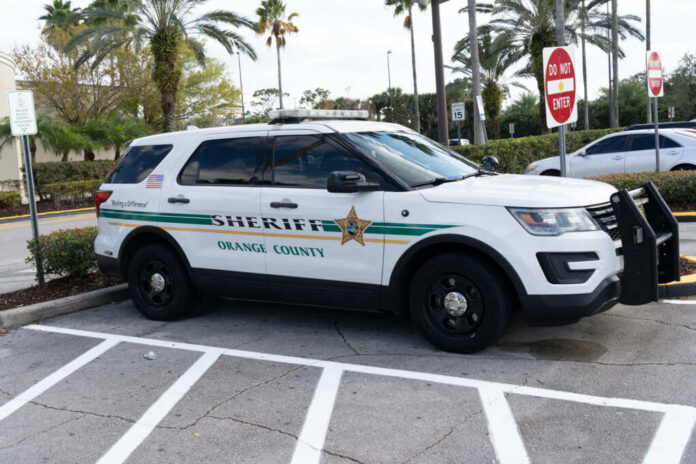 police-car-parked2118473138jpg Sheriff SUV parked in a lot near palm trees