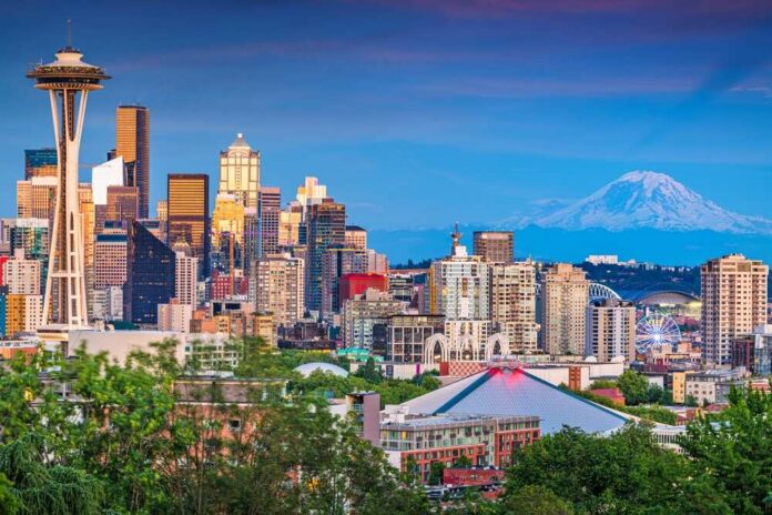Panoramic view of Seattle with the Space Needle and Mount Rainier in the background